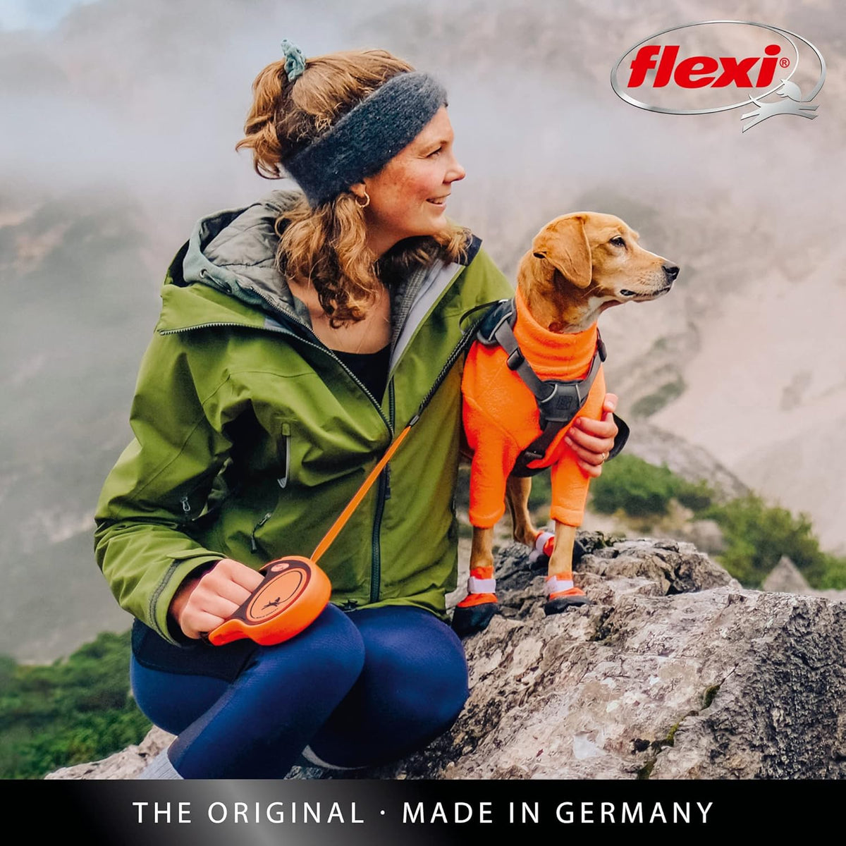 Flexi Xtreme Tape Retractable Dog Lead – Black/Orange (5m)