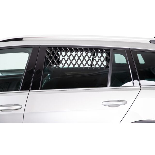 Trixie Ventilation lattice for cars, 30–110 cm, black