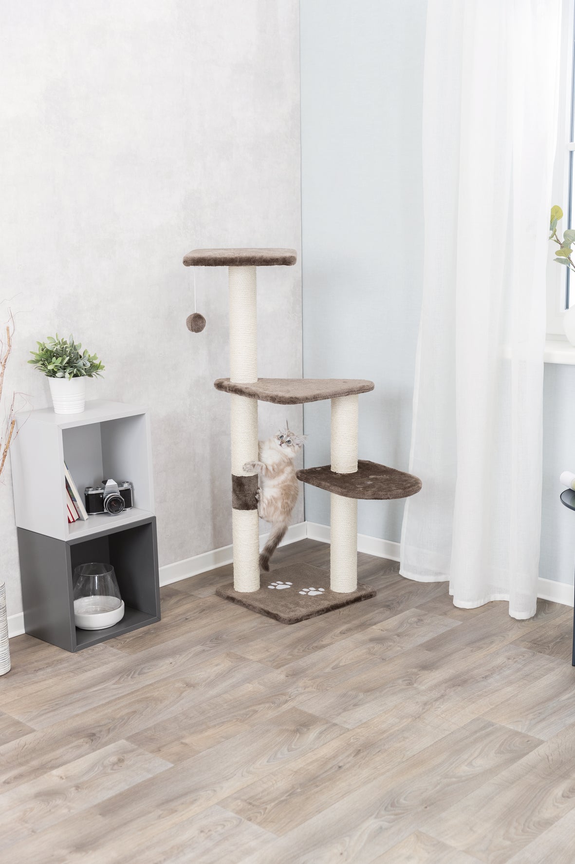 Trixie Altea Scratching Post, Platinum Grey with paw prints, 117 cm